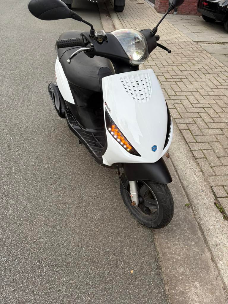 Piaggio zip A klasse, Zip, Klasse A (25 km/u), Ophalen of Verzenden, Zo goed als nieuw