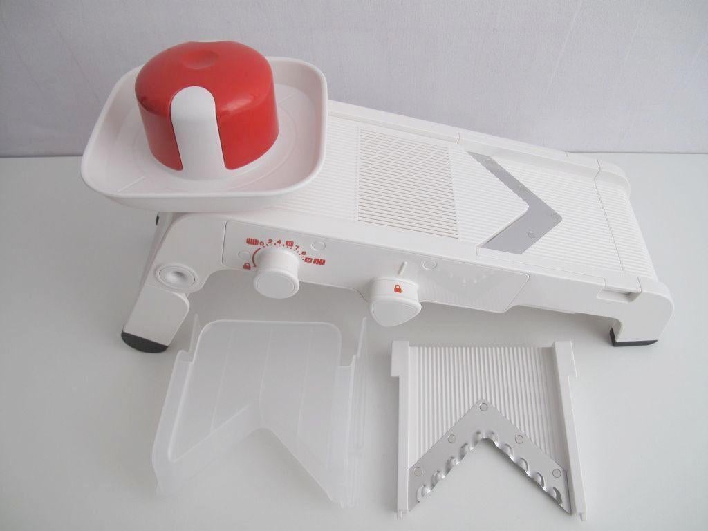 Tupperware™ « MandoChef » Mandoline, Maison & Meubles, Envoi, Neuf, Rouge, Autres types