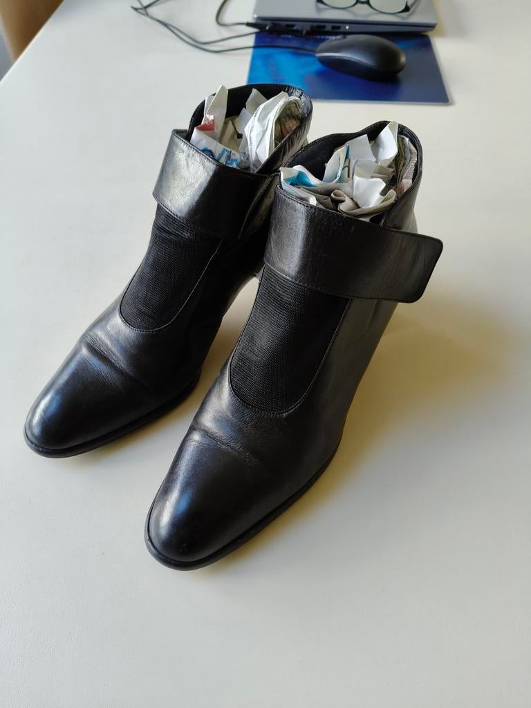 Zwarte enkellaarsjes leder Maripé 40, Zwart, Lage of Enkellaarzen, Ophalen of Verzenden, Zo goed als nieuw