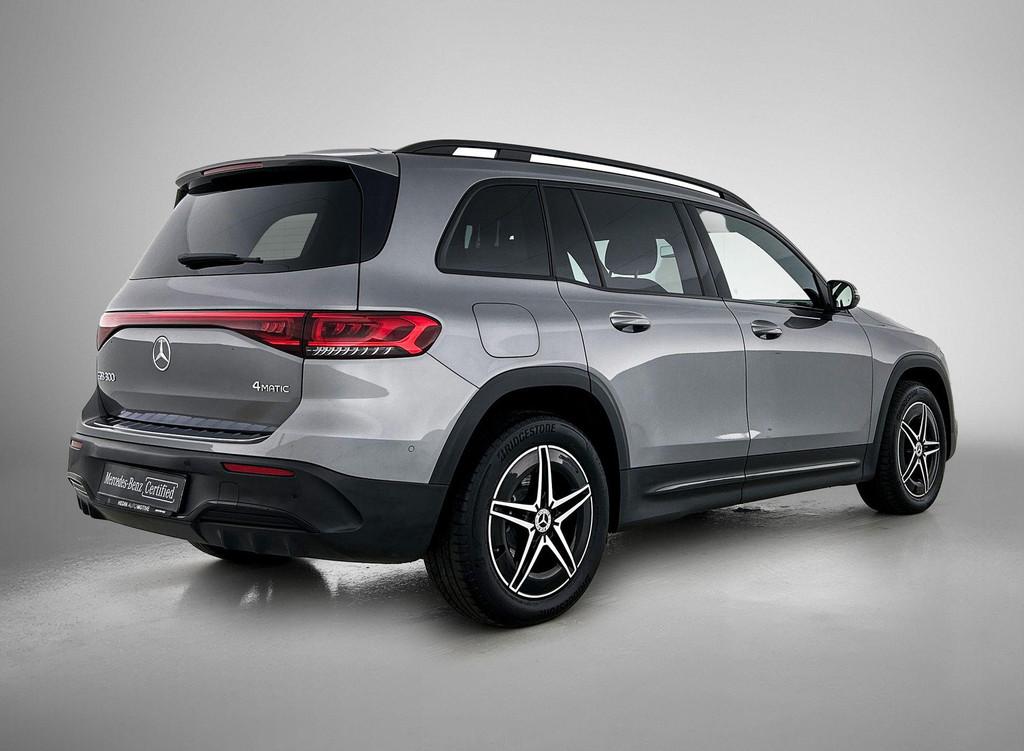 Mercedes-Benz EQB-Klasse 300 4MATIC AMG Line | Night Pack |, Auto's, Automaat, Gebruikt, Regensensor, 5 zetels