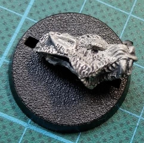 OOP Warhammer Tête d'un des ancien Dire Wolves, Hobby & Loisirs créatifs, Wargaming, Comme neuf, Warhammer, Enlèvement ou Envoi