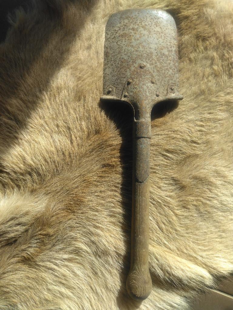 Pelle allemande M1898 ww1, Collections, Enlèvement