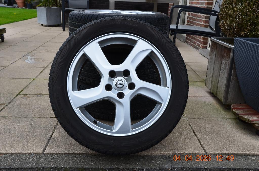 Velgen voor Volvo ( orgineel ), 215 mm, 4 Saisons, Véhicule de tourisme, 17 pouces