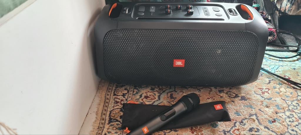 JBL Partybox On-The-Go met microfoonJBL Partybox On-The-Go m, Audio, Tv en Foto, Luidsprekerboxen, Gebruikt, JBL, Overige typen