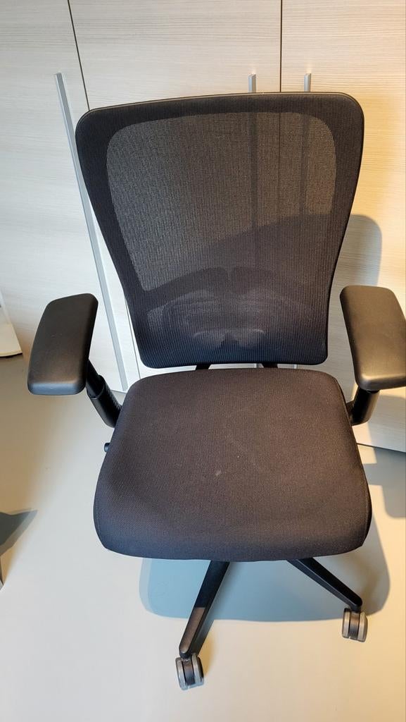 Haworth ergonomische bureaustoel, Huis en Inrichting, Bureaustoelen, Bureaustoel, Zwart, Ophalen