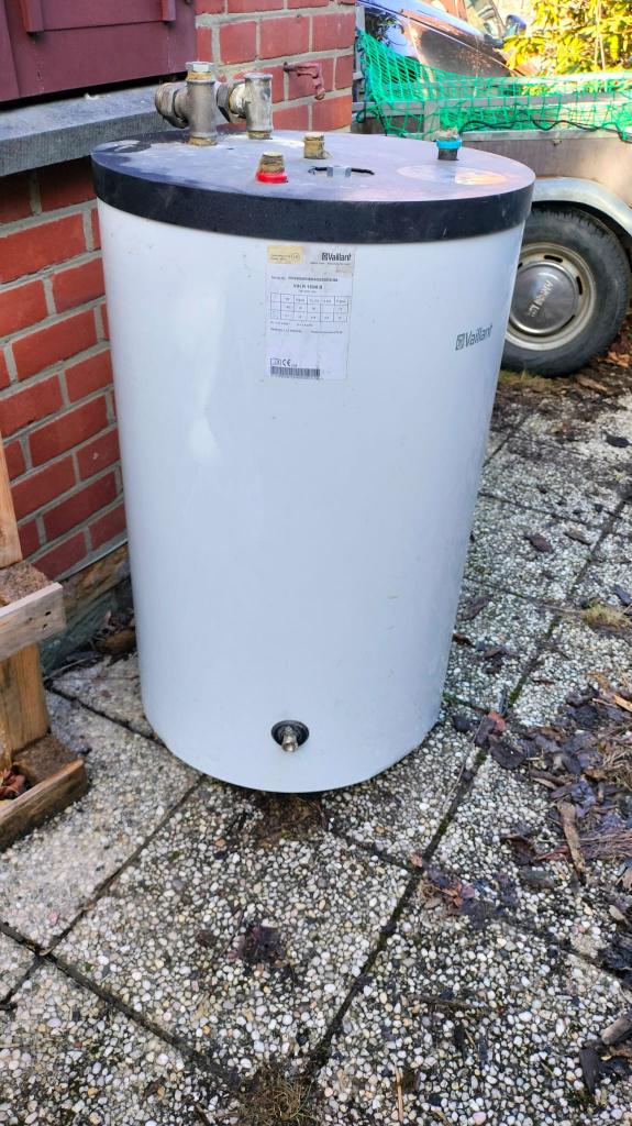 Chauffe-eau (via chaudière au gaz), Chauffe-eau, Comme neuf, Enlèvement, 3 à 5 ans