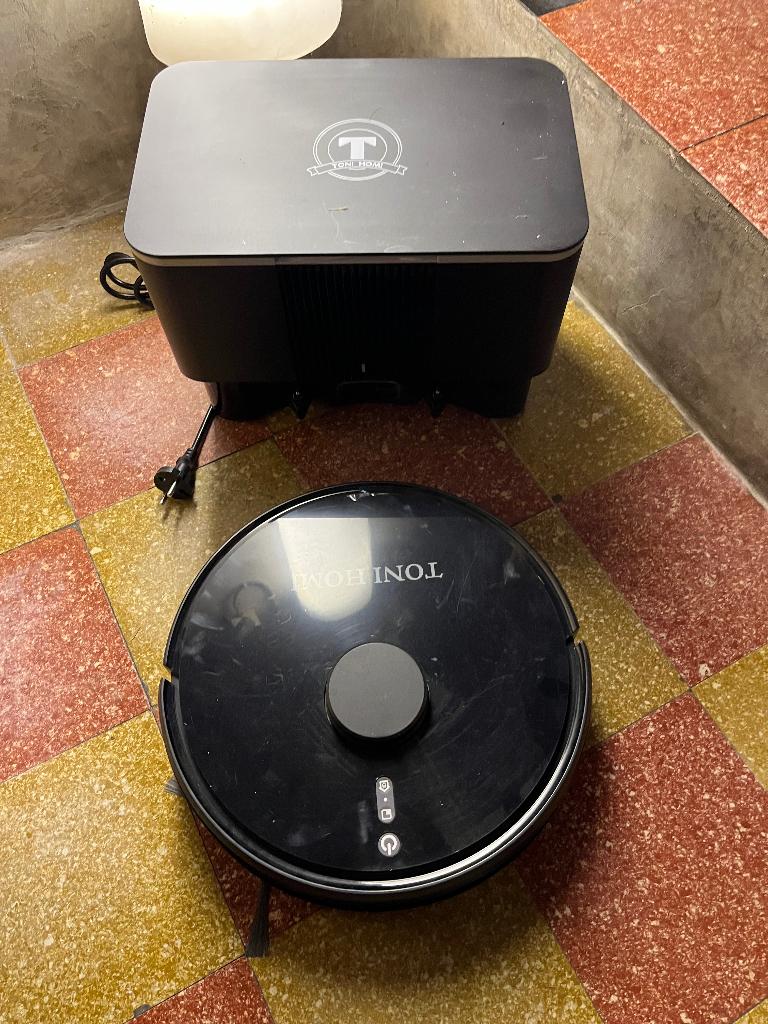 Robotstofzuiger, Ophalen, Zo goed als nieuw, Robotstofzuiger, Reservoir