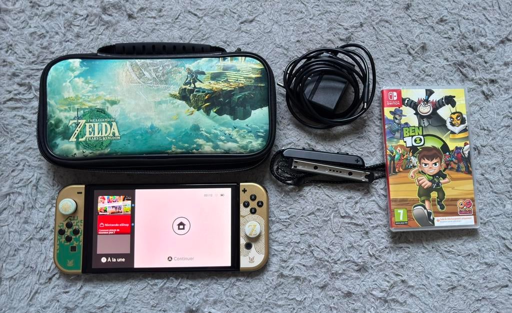 Console Nintendo Switch Oled Édition Zelda + 1 jeu + housse, Enlèvement ou Envoi, Utilisé