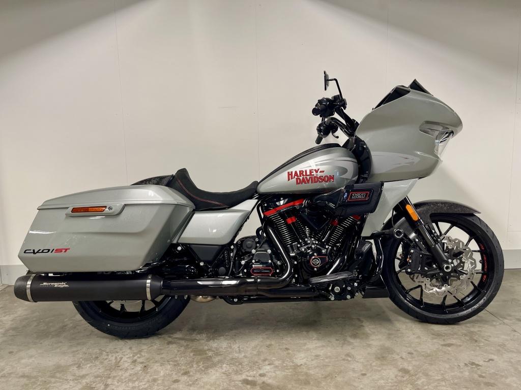 Harley-Davidson TOURING CVO ROAD GLIDE ST (bj 2025)