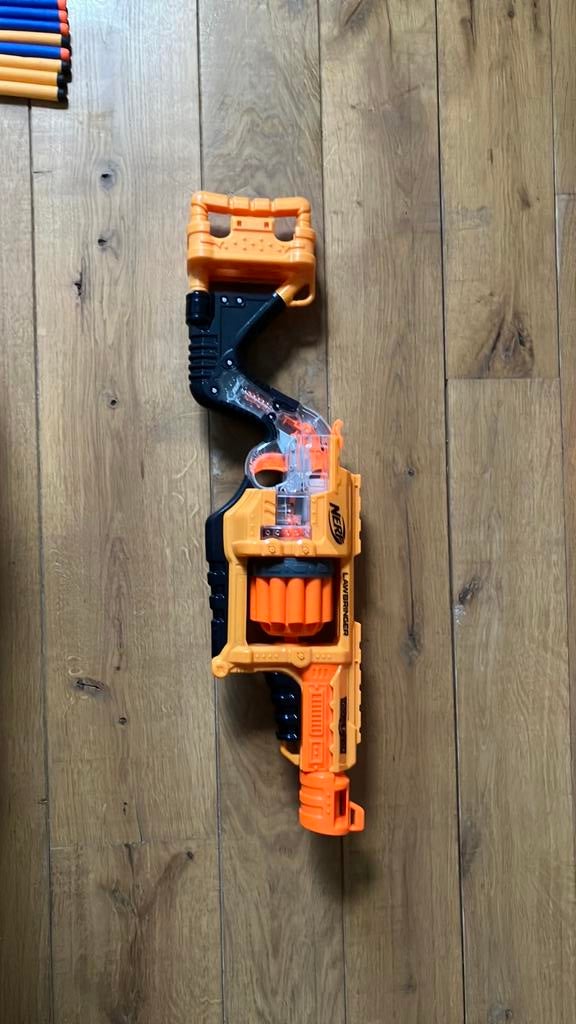 Nerf gun lawbringer orangje, Ophalen, Zo goed als nieuw