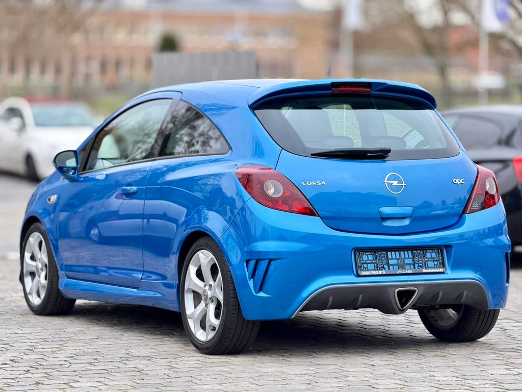 Opel corsa Opc 1.6i Turbo ** 192 pk ** Gekeurd **, Auto's, 143 kW, Parkeersensor, Bedrijf, Euro 4