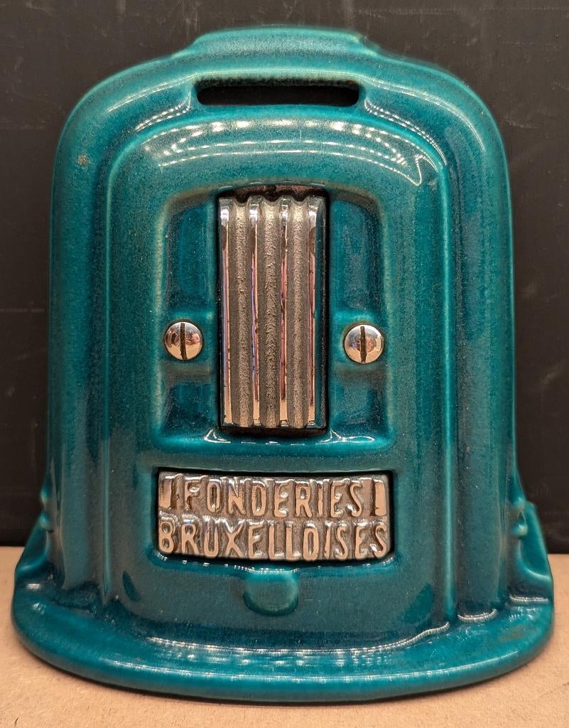 GEZOCHT - Fobrux / Fonderies bruxelloises spaarpotten, Collections, Tirelires, Enlèvement ou Envoi, Comme neuf, Métal ou Fer blanc