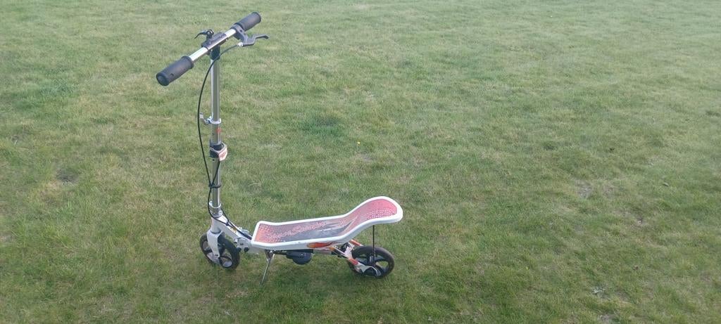 Space scooter step, Fietsen en Brommers, Steps, Ophalen