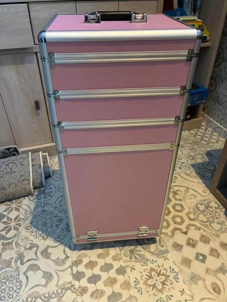 Make up koffer op wieltjes, Handtassen en Accessoires, Beautycases, Ophalen, Zo goed als nieuw