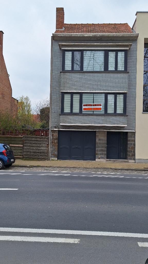 Huis  te koop in oostende met 4 slaapkamer en tuin, Immo, Maisons à vendre, Maison 2 façades, Ostende, 200 à 500 m², 5 pièces