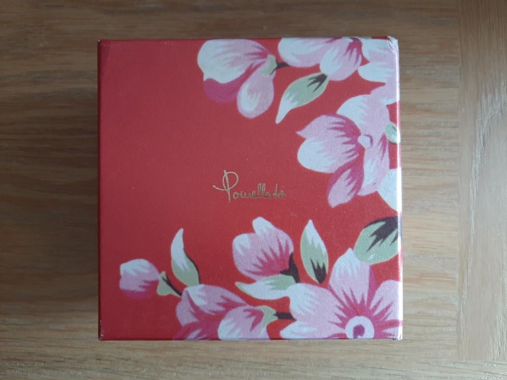 Mooi doosje juwelenmerk Pomellato, Ophalen