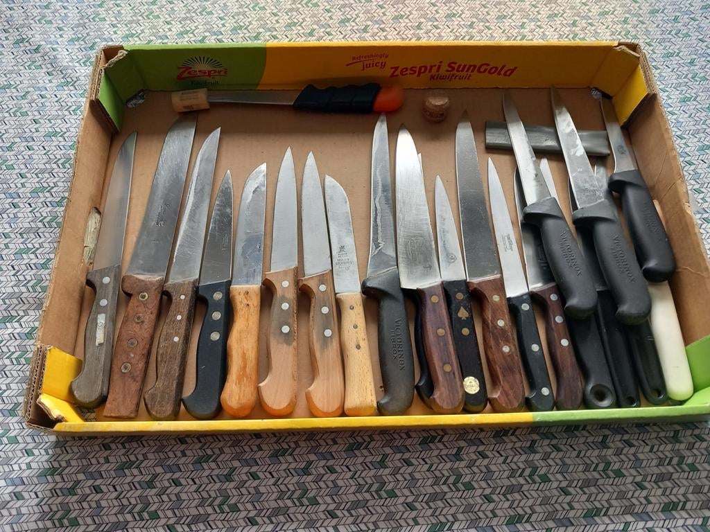 Keuken messen, Huis en Inrichting, Keuken | Bestek, Ophalen, Overige materialen, Gebruikt, Vaatwasserbestendig