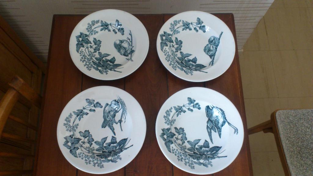 Lot de 4 assiettes semi creuse longwy début XXè, Collections, Porcelaine, Cristal & Couverts, Comme neuf, Assiette ou Plat, Autres matériaux