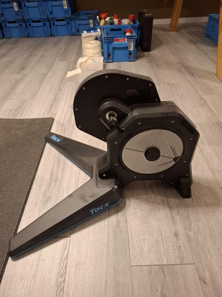 Tacx Flux 2 Smart Trainer, Sport en Fitness, Wielrennen, Ophalen, Zo goed als nieuw, Overige typen