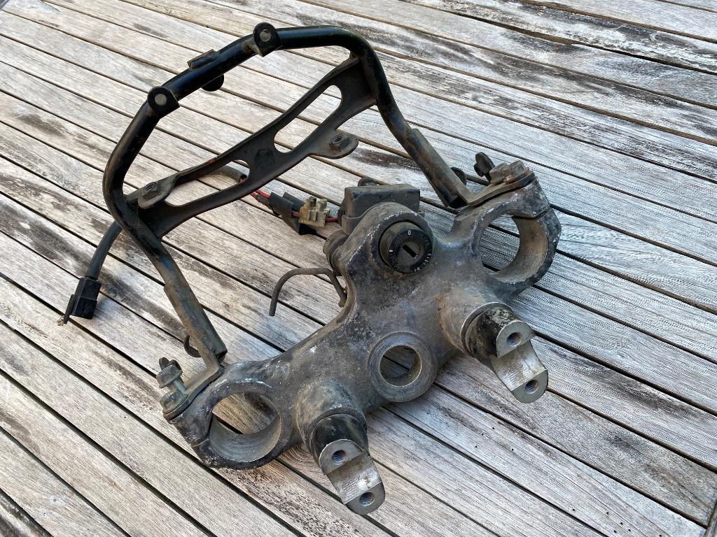 T supérieur de fourche pour Honda 650 NX Dominator, Ophalen