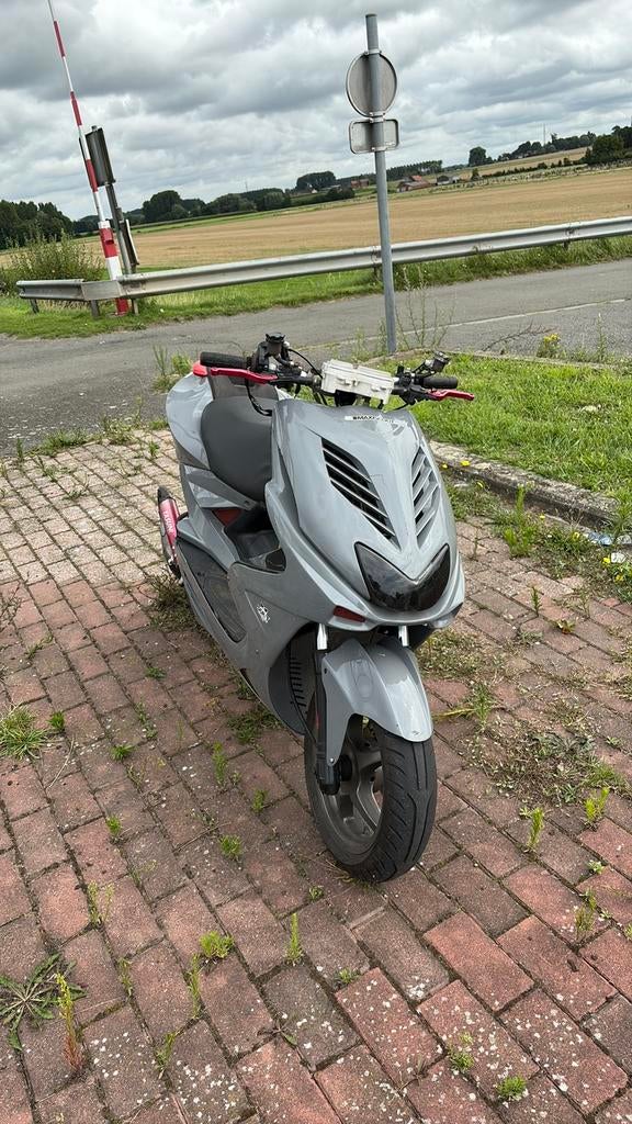 Nitro, Fietsen en Brommers, Scooters | Yamaha, Ophalen of Verzenden, Zo goed als nieuw