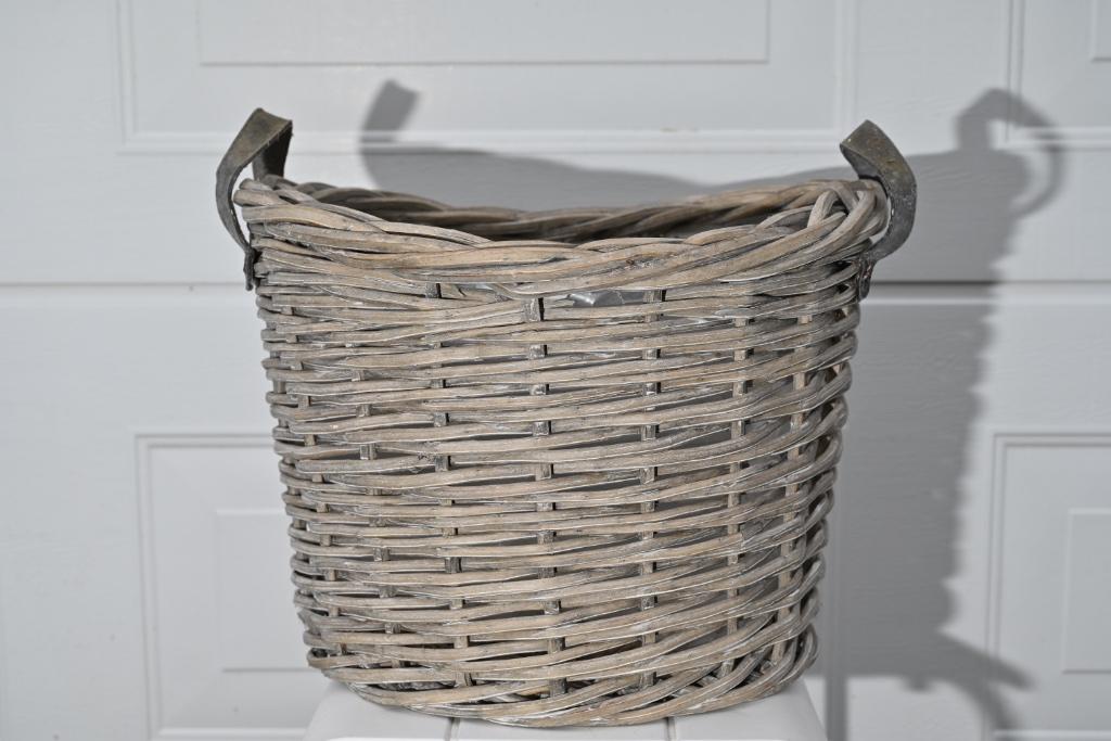 Panier à buches en osier, Enlèvement, Comme neuf