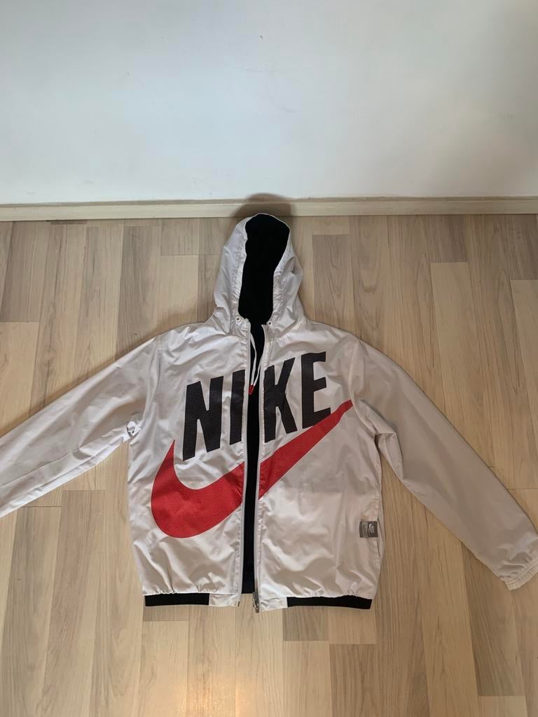 Veste de pluie double face Nike - M - noir/blanc - originale, Vêtements | Hommes, Enlèvement, Comme neuf, Taille 48/50 (M), Blanc