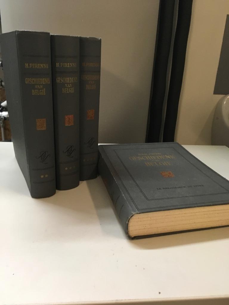 4 delingen boekenreeks, Enlèvement