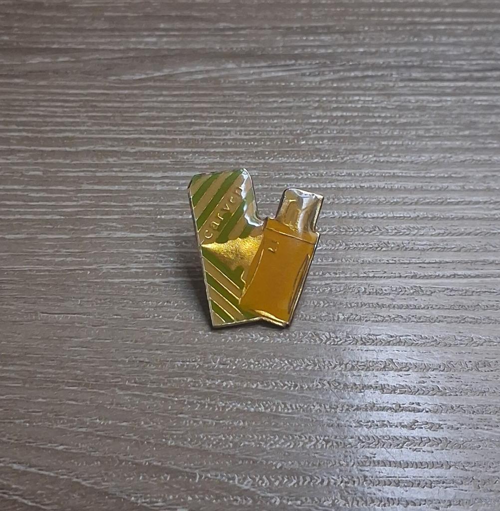 PIN - CARVEN - PARFUM - PERFUME, Envoi, Utilisé, Marque, Insigne ou Pin's