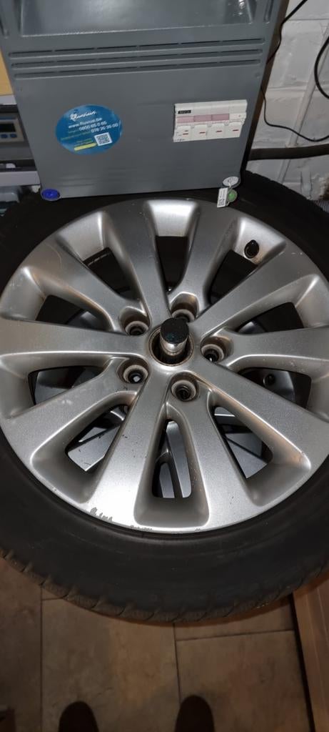 Opel Zafira Tourer : jantes + pneus hiver, Autos : Pièces & Accessoires, Enlèvement, Pneus hiver, Pneu(s)