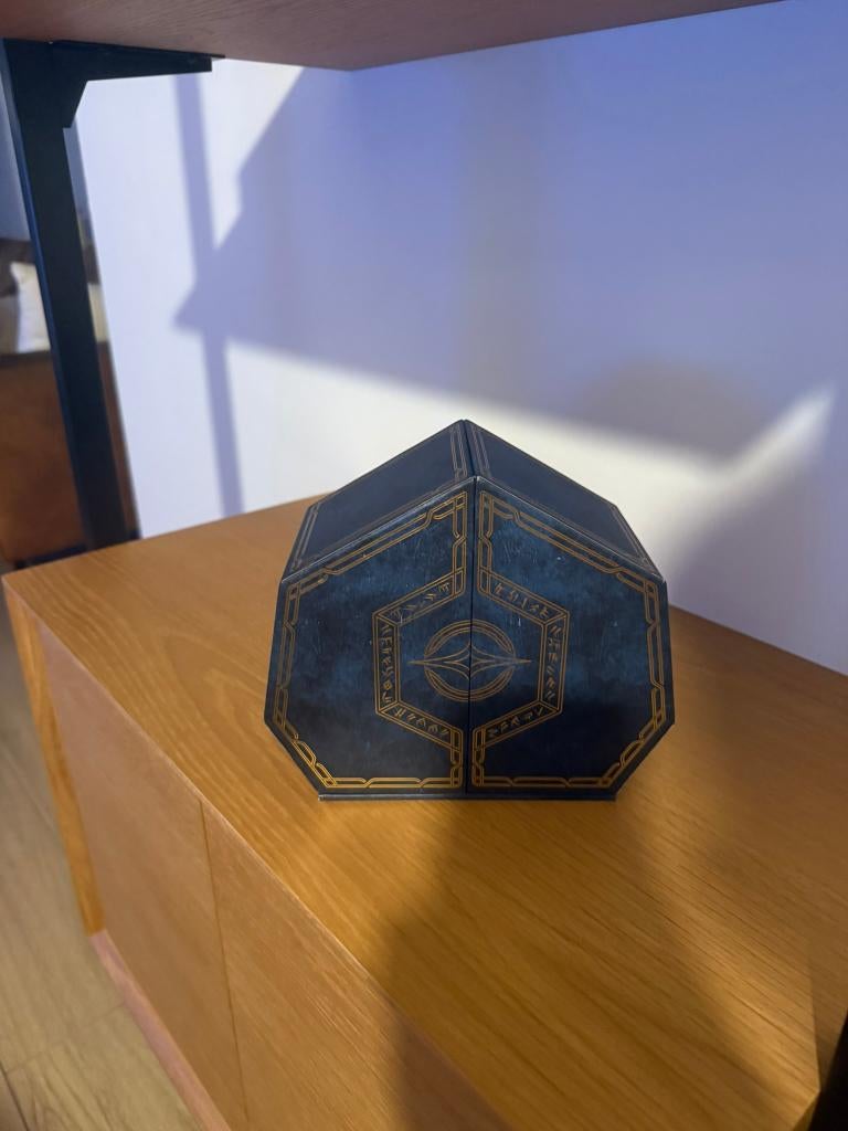 Tomorrowland box ORBYZ editie 2025 no bracelet, Eén persoon, Meerdaags