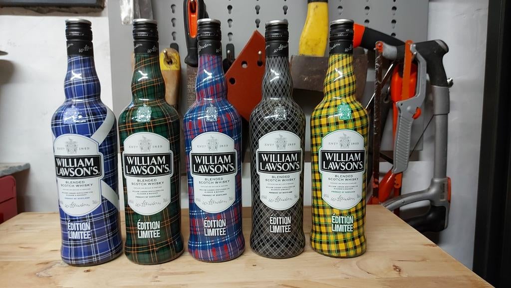 William Lawson's flessen, Collections, Marques & Objets publicitaires, Enlèvement, Comme neuf