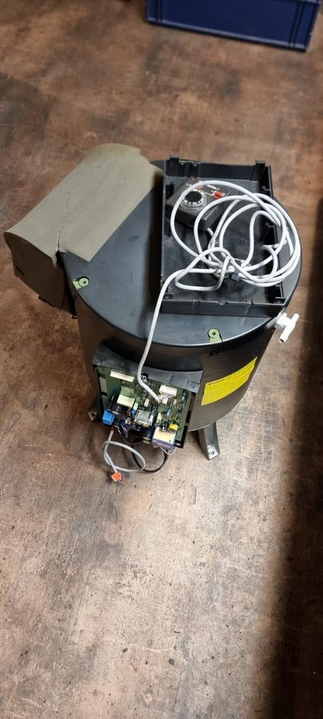 Truma combi C6000 à 12 V et 30 Mo, complet avec contrôle, Caravanes & Camping, Camping-car Accessoires, Utilisé, Enlèvement