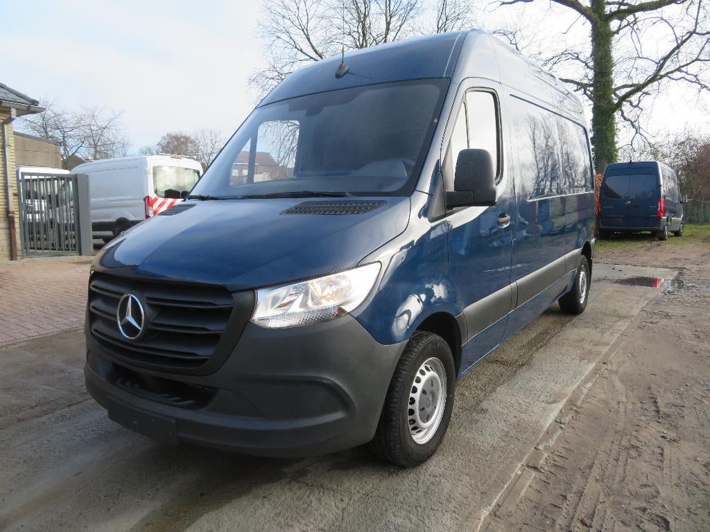Mercedes-Benz Sprinter 311CDi - FWD - 31.319km - A2H2 - 2019, Voorwielaandrijving, Stof, Blauw, Mercedes-Benz