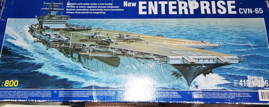Moteur USS Enterprise (CVN-65) 1/800 alimenté en pack., Enlèvement ou Envoi, Neuf, 1:200 ou moins