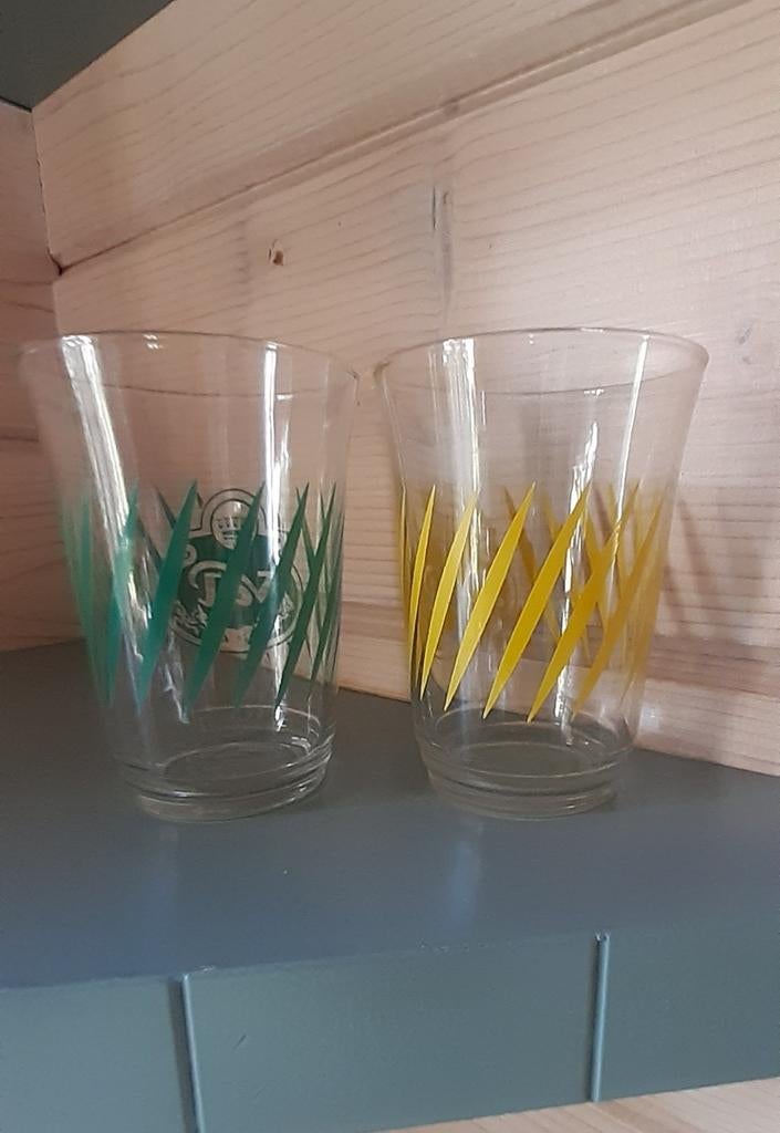Verres rétro vintage VAL - verres à boire, Collections, Verres & Petits Verres, Enlèvement ou Envoi, Comme neuf