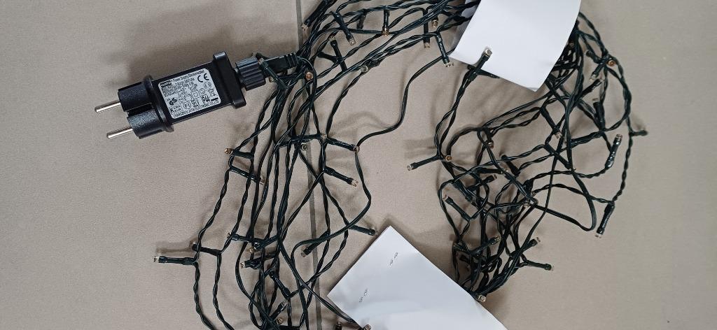 Kerstverlichting buiten, Ophalen