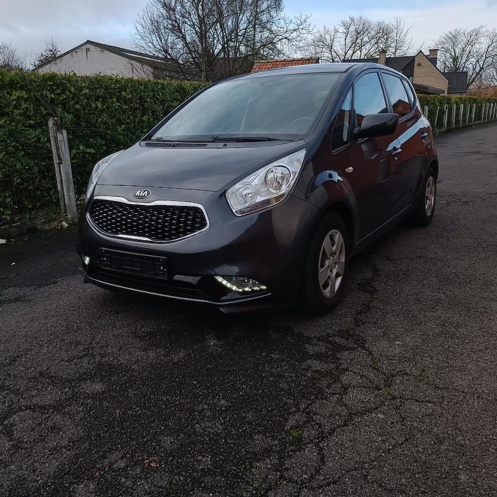 kia venga met amper 47000km,gps,airco,cruise control, Auto's, Kia, Voorwielaandrijving, 4 cilinders, 1396 cc, Bedrijf