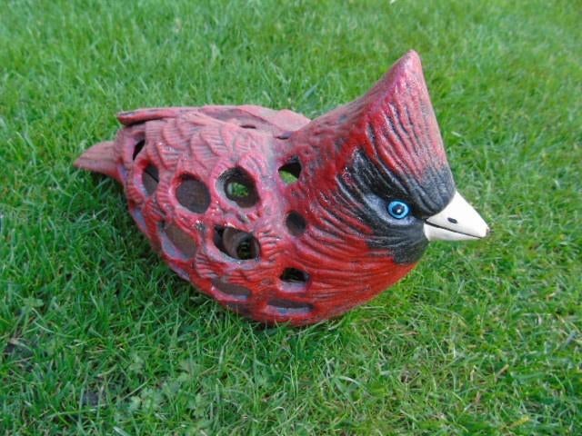 een rode kardinaalvogel gemaakt van gietijzeren kandelaar., Ophalen of Verzenden, Nieuw