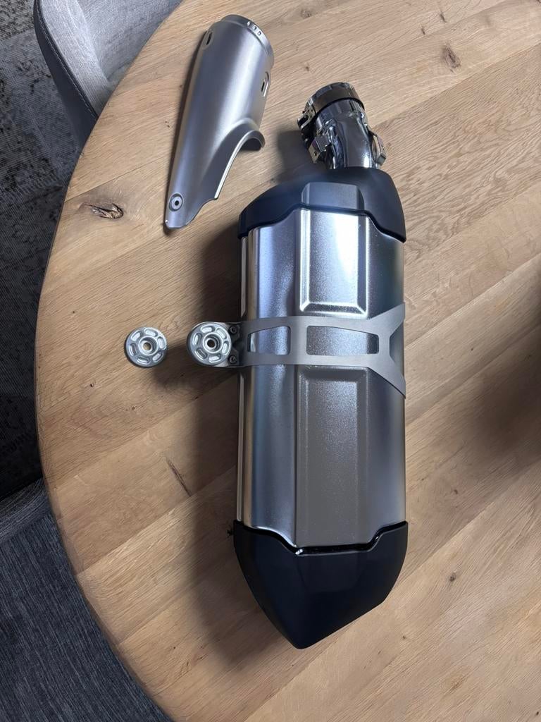 BMW R 1250 GS Adenture uitlaat, Ophalen, Nieuw