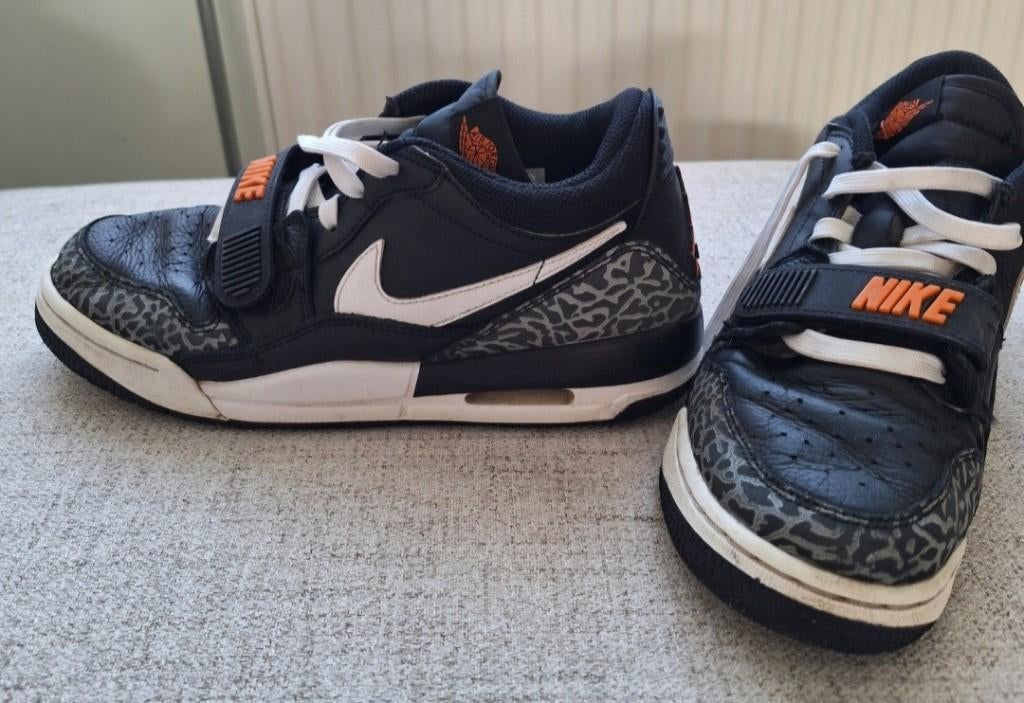 sneakers nike, Jordan maat 37,5 / 5 euro, Ophalen, Gebruikt, NIKE
