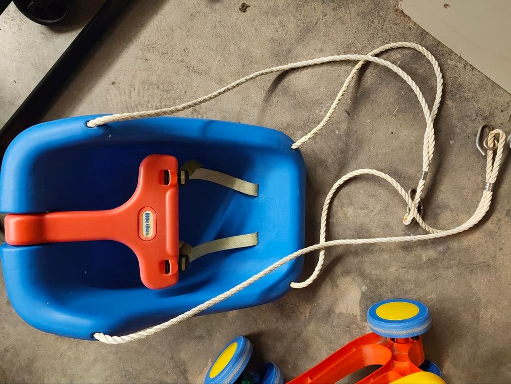 Balançoire pour enfants, Enlèvement