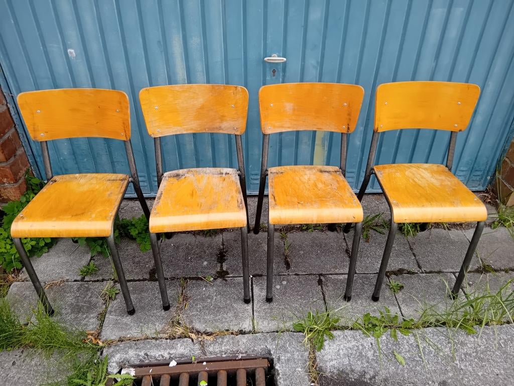 4 Chaises d'école d'enfants, Ophalen, Gebruikt, Hout, Vier