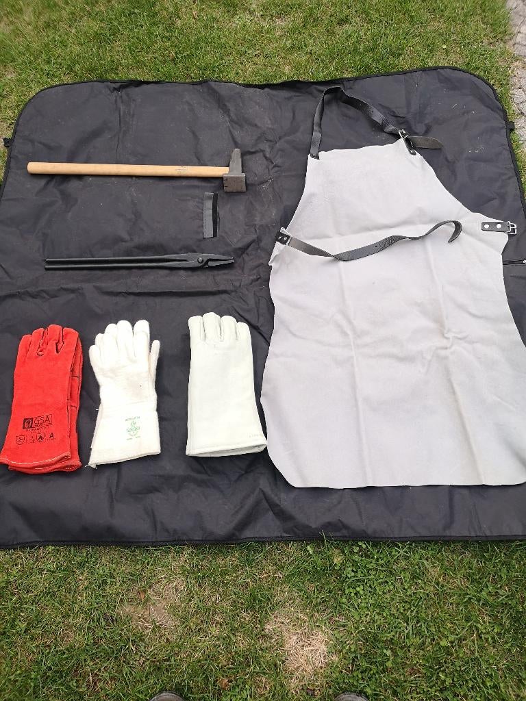 Lot de matériel neuf pour forgeron, Enlèvement, Neuf