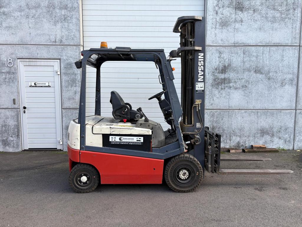 Heftruck Nissan 2,5 ton elektrisch, Ophalen of Verzenden
