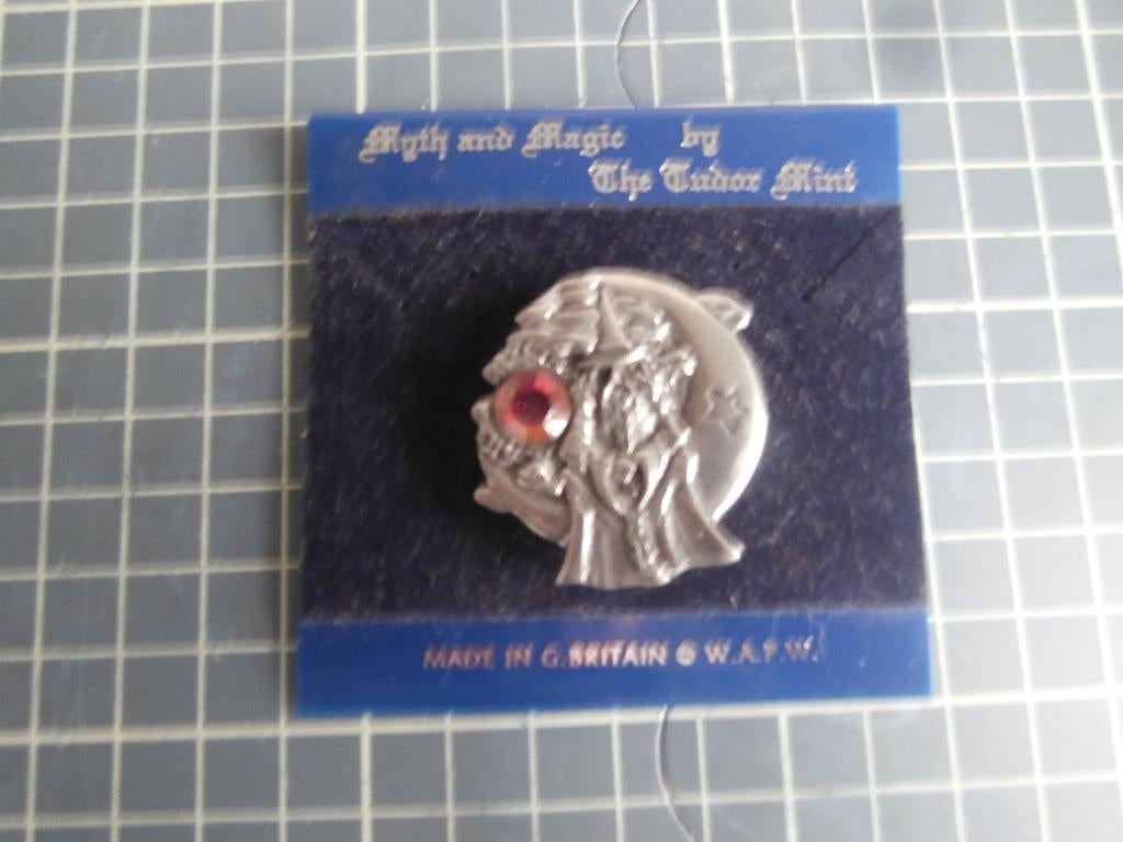broche:wizard in moon-2420, Ophalen of Verzenden, Zo goed als nieuw