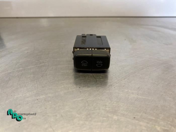 Mistlamp Schakelaar van een Mitsubishi Pajero (Pajero 00-), Auto-onderdelen, Dashboard en Schakelaars, Mitsubishi, Gebruikt, 3 maanden garantie