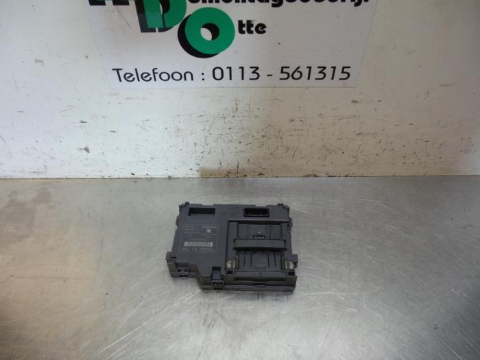 Lecteur de carte (serrure) d'un Renault Clio (Clio 4 12-), Renault, -, 3 mois de garantie, Utilisé