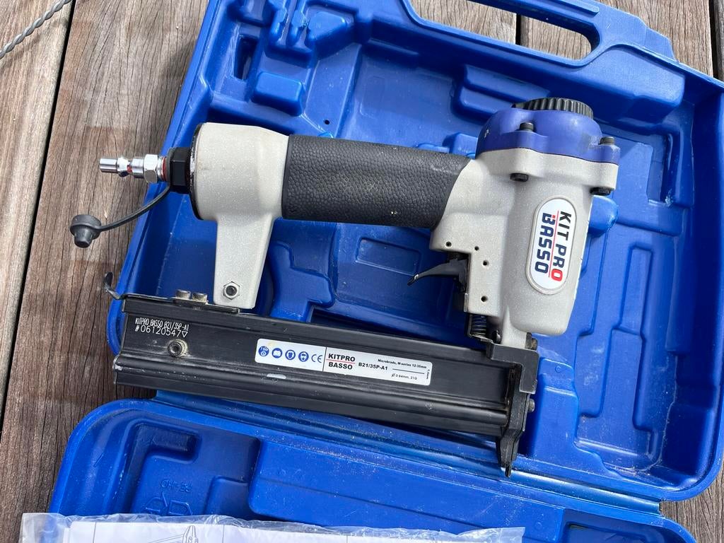 Cloueuse pneumatique kit pro basso, Doe-het-zelf en Bouw, Ophalen, Gebruikt