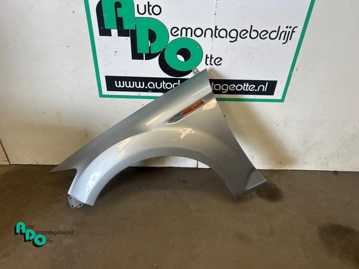 Aile avant gauche d'un Ford Mondeo (Mondeo 07-) (76), -, 3 mois de garantie, -, -